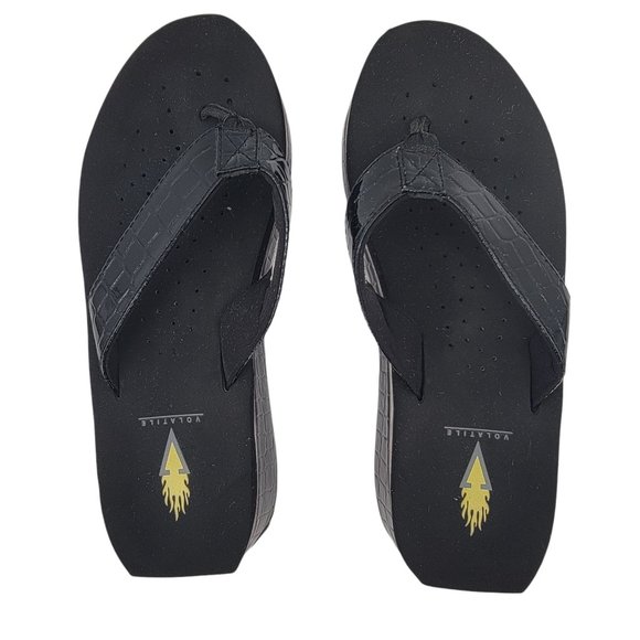 Volatile Black Size 8 Thong Sandals Crocodile Print Womens Flip-Flops Wedge Heel - Picture 2 of 8